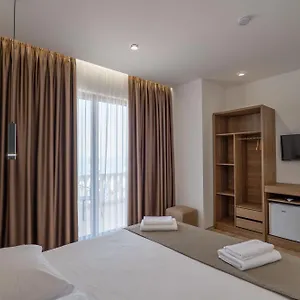 Keos Hotell